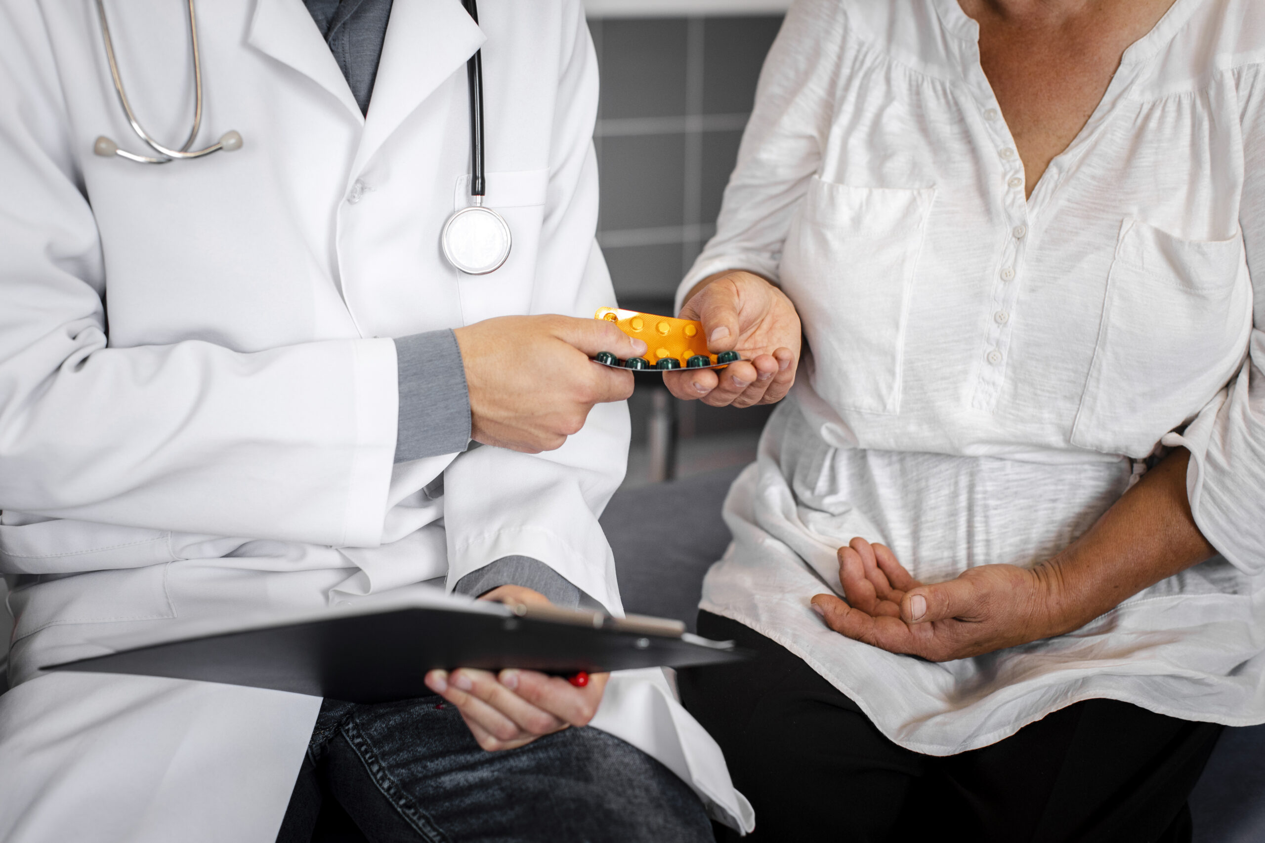 Hormone Clinic in Clarksville, TN: What Sets a Serious Program Apart